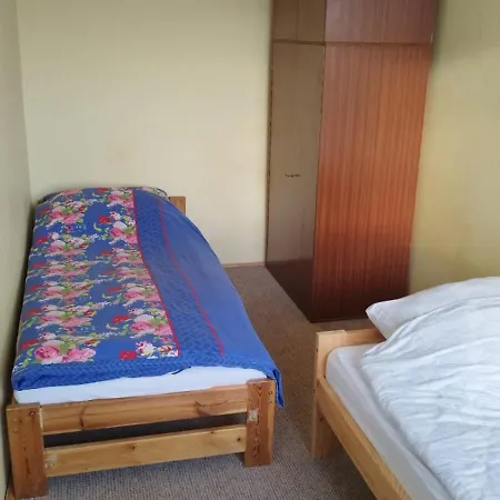 Homestay Pokoje Przy Kortach